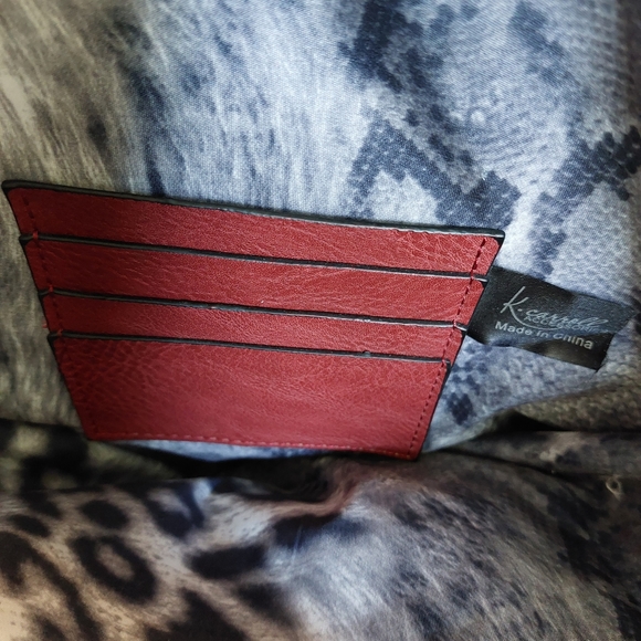 🔴Buy 2 - Get 1 -- K.Carroll Accessories Vegan Leather Zipped Tote - Picture 6 of 12